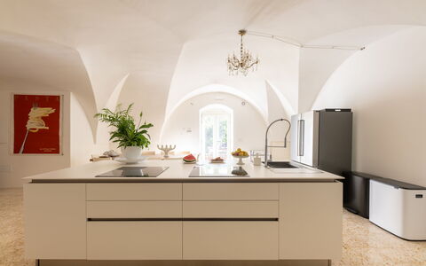 Palazzo Villani Lubelli: Interior Design, Flooring, Furniture, Kitchen, Ceiling, Floor, Lighting, Countertop, Kitchen Appliance, Cabinetry