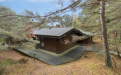 Tjegge - 500M from the Sea: Blue, Cottage, House, Home, Farmhouse, Estate, Siding