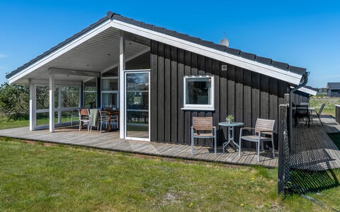 Galin - 210M to the Fjord: Grass, Wood, Rural Area, Shrub, Cottage, Roof, Plain, Land Lot, Home, Groundcover