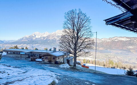 Sankt Johann in Tirol 25: Sky, Snow, Winter, Hill Station, Freezing, Mountain Range, Glacial Landform, Cottage, Slope, Morning