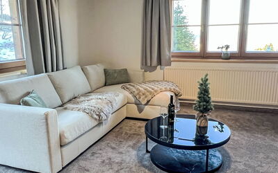 Accommodation:&nbsp;Penzing 25.1