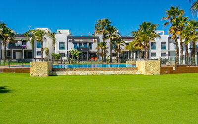 Oasis Beach 1