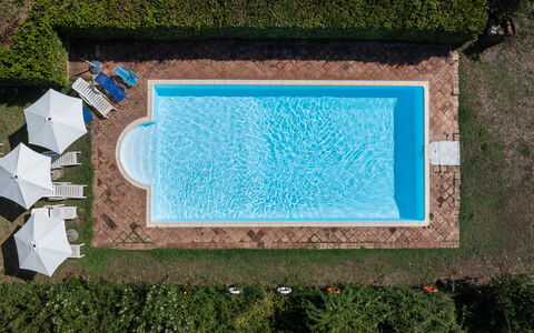 Mulino di Carpineto with Pool Gaiole in Chianti: Swimming Pool, Blue, Composite Material, Resort, Thermae, Hotel, Hacienda, Outdoor Furniture, Villa, Water Feature