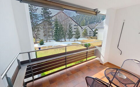 Curnera 9 4: Wood, Interior Design, Apartment, Ceiling, Balcony, Condominium, Hardwood, Daylighting, Wood Stain, Wood Flooring