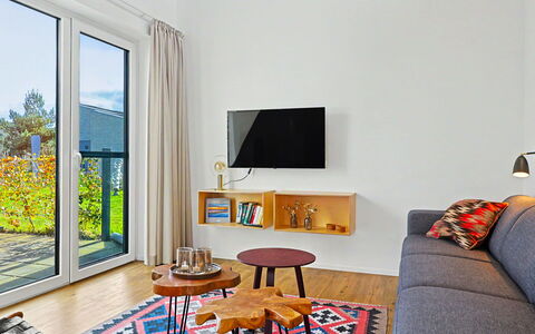 Seezeit: Furniture, Interior Design, Flooring, Wall, Wood, Floor, Room, Table, Living Room, Ceiling