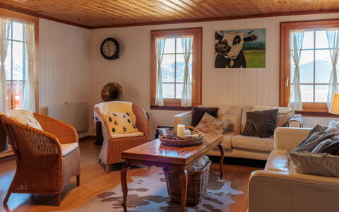 Les Agettes 1865: Interior Design, Wall, Flooring, Wood, Ceiling, Furniture, Floor, Room, Lighting, Apartment