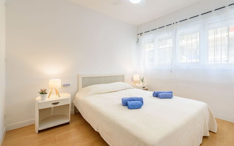 Del Sol: Bed, Bedroom, Interior Design, Furniture, Ceiling, Bed Sheet, Floor, Textile, Room, Bedding