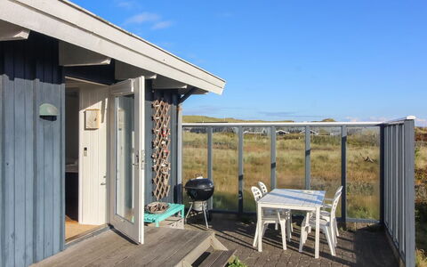 Kanutte - 250M from the Sea: Wood, Furniture, Apartment, Room, Ceiling, Wood Stain, Chair, Hardwood, Varnish, Lumber