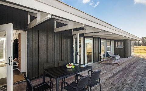 Kanutte - 250M from the Sea: Wood, Furniture, Apartment, Room, Ceiling, Wood Stain, Chair, Hardwood, Varnish, Lumber