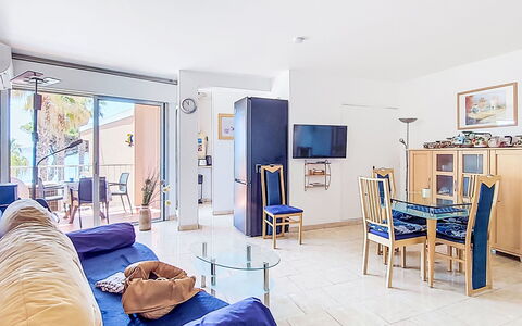 Villa Botrel: Furniture, Interior Design, Flooring, Floor, Apartment, Chair, Couch, Ceiling, Room, Living Room