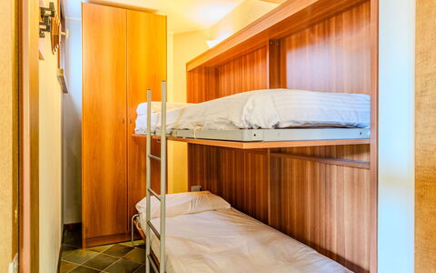 Morandini 261: Wood, Flooring, Floor, Interior Design, Bed, Wood Stain, Bed Frame, Bedroom, Hardwood, Bedding