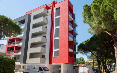 Accommodation:&nbsp;One Life Suites 185.8