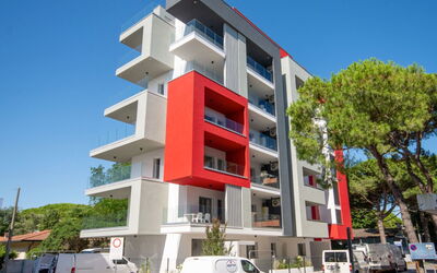 Accommodation:&nbsp;One Life Suites 185.8