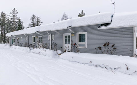 Kotipaljakka A3: Snow, Winter, Home, Cottage, Freezing, Siding, Slope, Larch, Yard, Frost