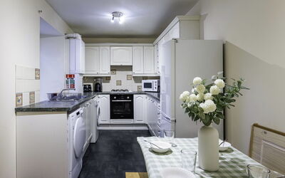 Pitgaveny Apartment