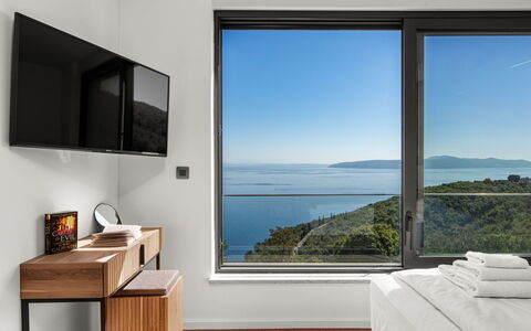 Marmonte: Interior Design, Bedroom, Sea, Room, Bed, Ocean, Bedding, Bed Sheet, Pillow