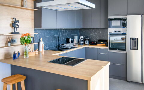 Marmonte: Furniture, Kitchen, Countertop, Kitchen Appliance, Cabinetry, Interior Design, Flooring, Wood, Floor, Home Appliance