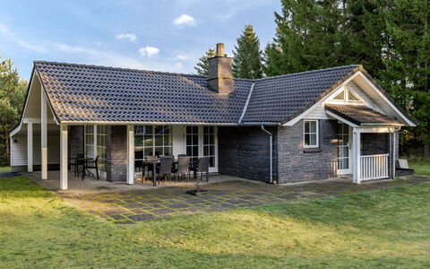 Ørger - 30Km from the Sea: Roof, House, Home, Cottage, Door, Siding, Deck, Porch, Plank, Hardwood