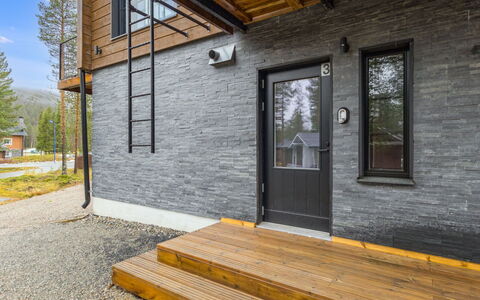 Golfstar 3: Wood, Siding, Composite Material, Brick, Stone Wall, Cottage, Brickwork, Plank, Winter