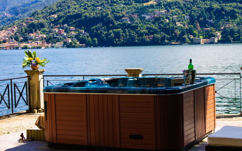 Virginia 16: Swimming Pool, Plumbing Fixture, Composite Material, Bathtub, Jacuzzi, Resort, Leisure, Water Feature, Hotel