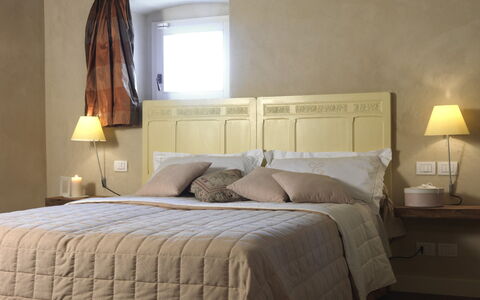Asolina Villa: Furniture, Bed, Bedroom, Bedding, Interior Design, Bed Sheet, Wood, Linens, Flooring, Floor