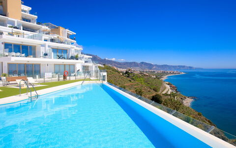 Nerja View with Infitinity Pool: Blue, Resort, Swimming Pool, Hotel, Resort Town, Seaside Resort, Caribbean, Villa