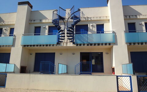 Minini: Sky, Window, Building, Blue, Shade, Urban Design, Material Property, Residential Area, Facade, Condominium