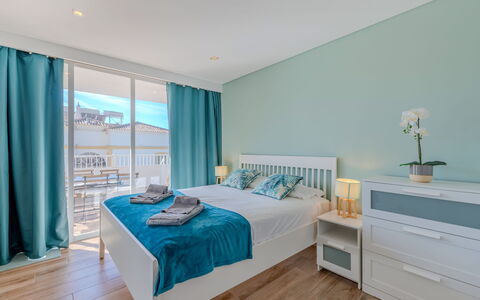 Viva One - Vip Properties: Interior Design, Floor, Flooring, Furniture, Bedroom, Wood, Ceiling, Bed, Room, Textile