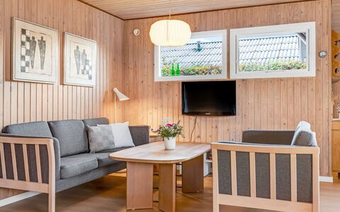 Pavo - 200M from the Sea: Cottage, Backyard, Yard, Garden Buildings, Shed, Siding, Outdoor Furniture, Log Cabin, Outdoor Structure, Shack
