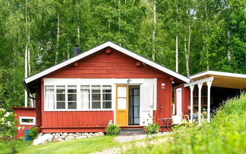 Viksjö Utsikten: Tree, Grass, Wood, House, Cottage, Home, Shrub, Roof, Land Lot