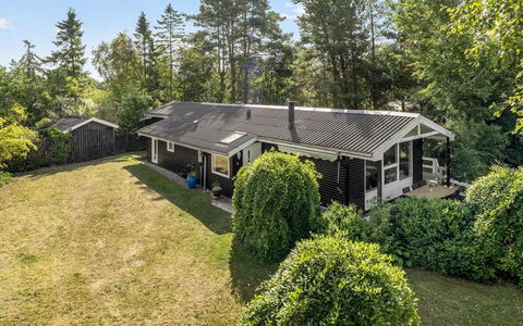 Felicia - from the Sea: Cottage, Shed, Hut, Farmhouse, Prairie, Shack, Barn, Log Cabin, Garden Buildings