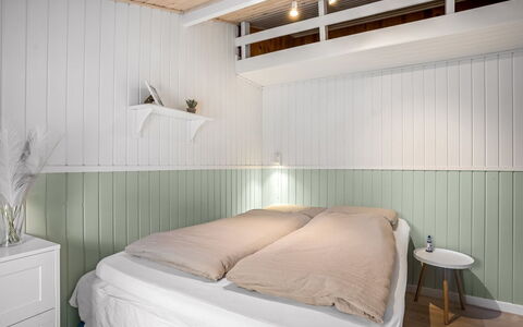 Felicia - from the Sea: Bed, Bedroom, Interior Design, Bed Sheet, Bedding, Wood, Flooring, Floor, Furniture, Ceiling