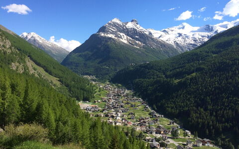 Sunstar: Mountain, Mountainous Landforms, Hill, Mountain Range, Highland, Natural Landscape, Hill Station, Valley, Landscape, Ridge