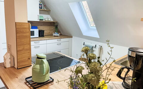 Die Dorfperle: Furniture, Interior Design, Wood, Flooring, Kitchen, Countertop, Kitchen Appliance, Home, Lighting, Cabinetry