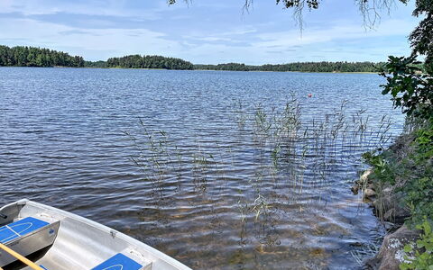 Hults-Kulla: Blue, Water, Water Resources, Body Of Water, Waterway, Boat, Watercraft, Watercourse, Lake, Bank