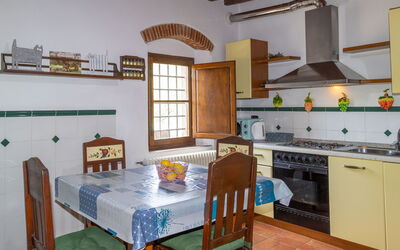 Accommodation:&nbsp;Viola 649.1