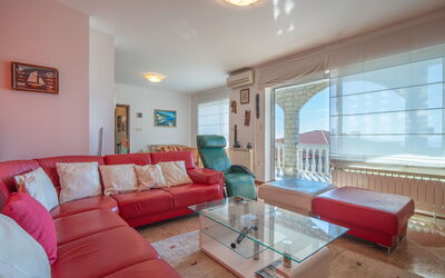 Accommodation:&nbsp;Sea View 406.1