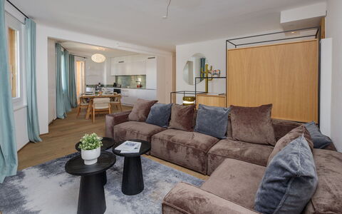 Résidence Terrazza 1: Furniture, Interior Design, Flooring, Floor, Couch, Wood, Ceiling, Room, Living Room, Apartment