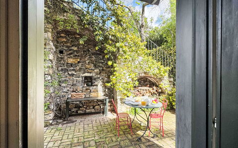 La Vigna: Wood, Sea, Ocean, Coastal And Oceanic Landforms, Coast, Shore, Resort, Balcony, Hardwood, Shade