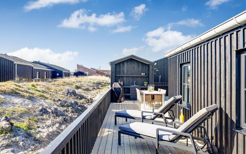 Eida - 500M from the Sea: Cottage, Backyard, Yard, Garden Buildings, Shed, Siding, Outdoor Furniture, Log Cabin, Outdoor Structure, Shack