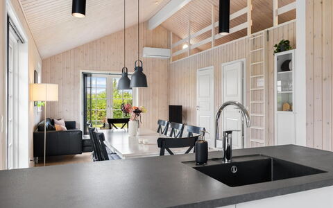 Rixa - 350M from the Sea: Wood, Flooring, Kitchen, Countertop, Wood Flooring, Kitchen & Dining Room Table, Hardwood, Tap, Natural Material, Chair