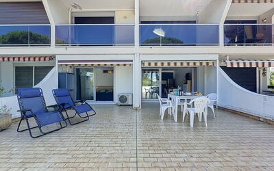 Accommodation:&nbsp;Le Golfe Vermeil 195.2
