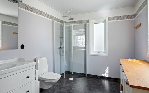 Teåker: Flooring, Plumbing Fixture, Interior Design, Floor, Bathroom, Ceiling, Sink, Plumbing, Bathroom Cabinet, Light Fixture