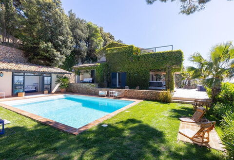 La Terrazza sul Mare: Swimming Pool, Blue, Resort, Eco Hotel, Villa, Umbrella, Estate, Leisure, Hacienda, Shade