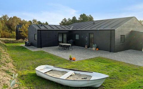 Antomine - 150M from the Sea: Wood, Home, Porch, Deck, Hardwood, Roof, Wood Stain, Wood Flooring, Eco Hotel
