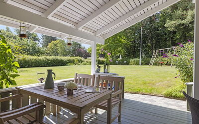 Franke - 1.2Km from the Sea