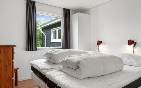 Ensio - 1.2Km from the Sea: Wood, Ceiling, Interior Design, Floor, Bedroom, Furniture, Flooring, Bed, Home, Room