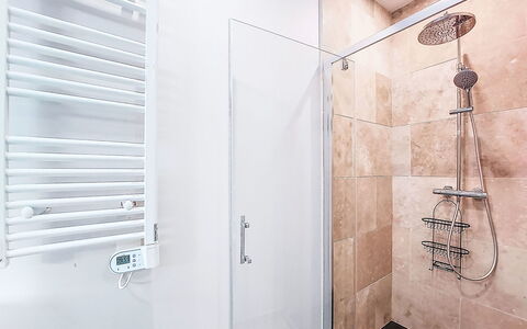 Villa Dune: Bathroom, Plumbing Fixture, Flooring, Floor, Interior Design, Shower, Shower Head, Plumbing, Tap, Shower Panel