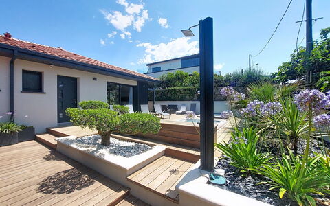 Maison Dune: Home, Residential Area, Architecture, House, Garden, Composite Material, Shade, Landscaping, Eco Hotel, Courtyard