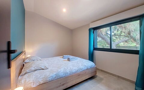 Maison Dune: Interior Design, Furniture, Bed, Bedroom, Wall, Wood, Floor, Flooring, Ceiling, Bed Sheet